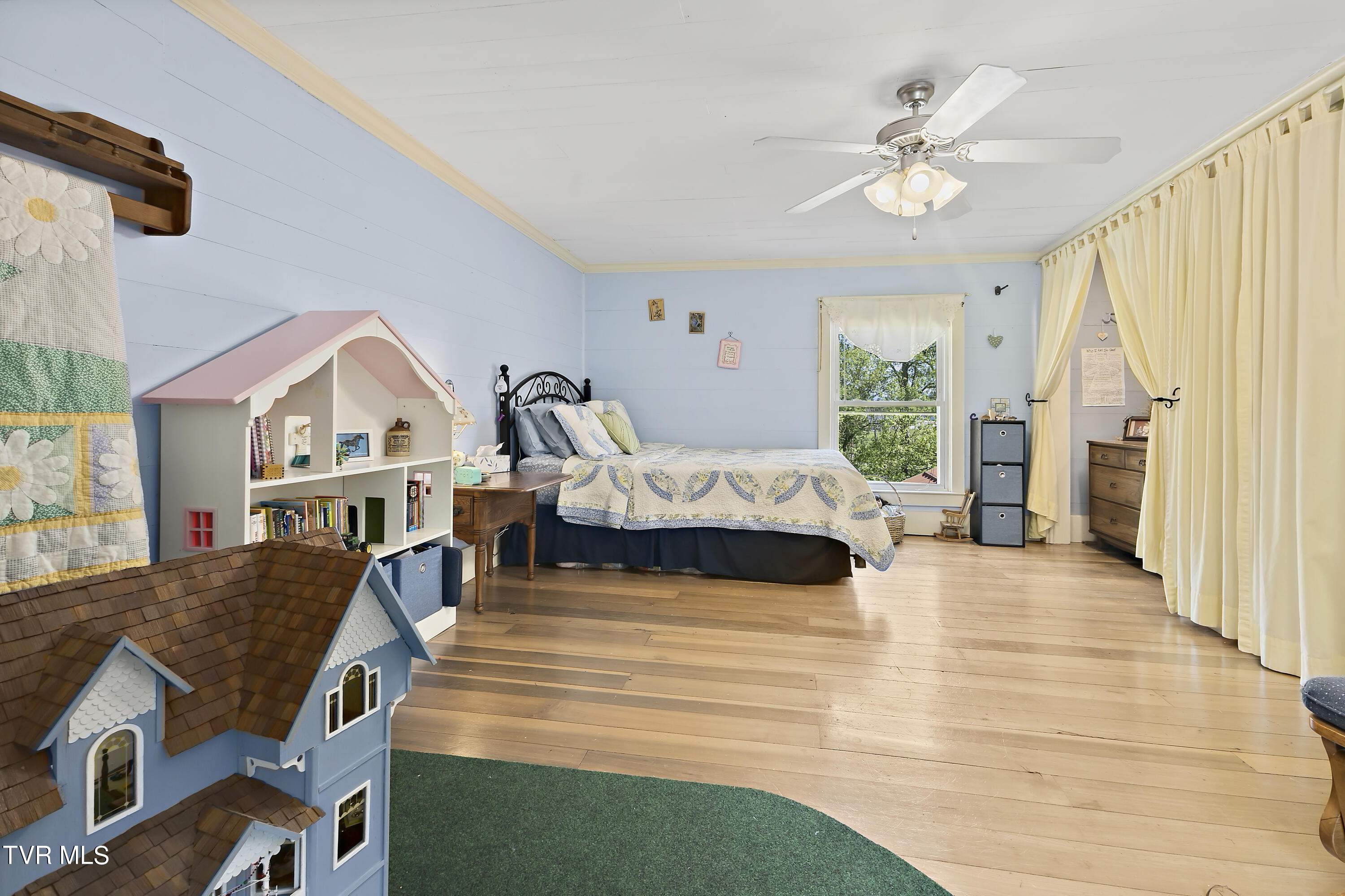 1217 Wahoo Valley Road Kingsport, TN 37663 - Photo 24 of 61 128A1409