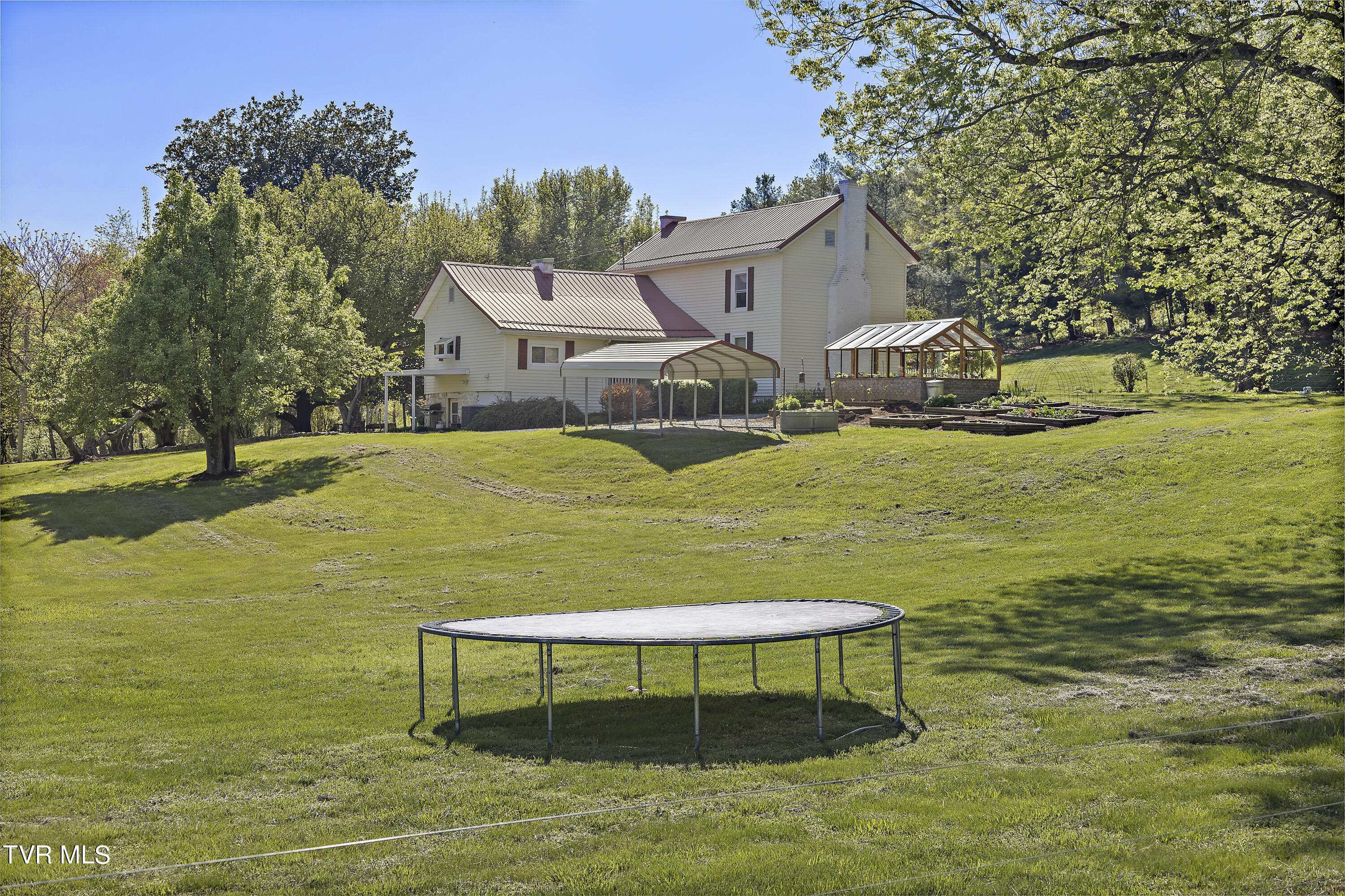1217 Wahoo Valley Road Kingsport, TN 37663 - Photo 46 of 61 128A1485