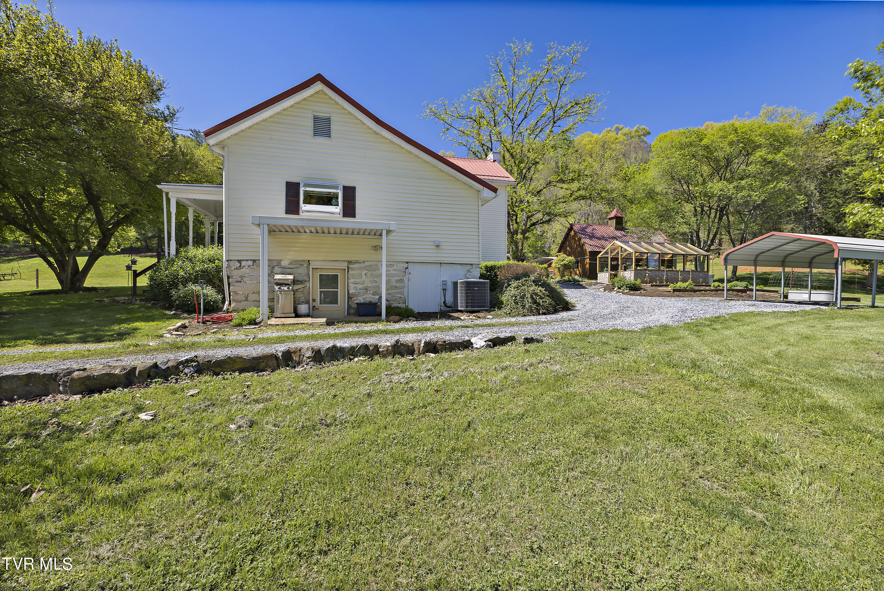 1217 Wahoo Valley Road Kingsport, TN 37663 - Photo 60 of 61 128A1285