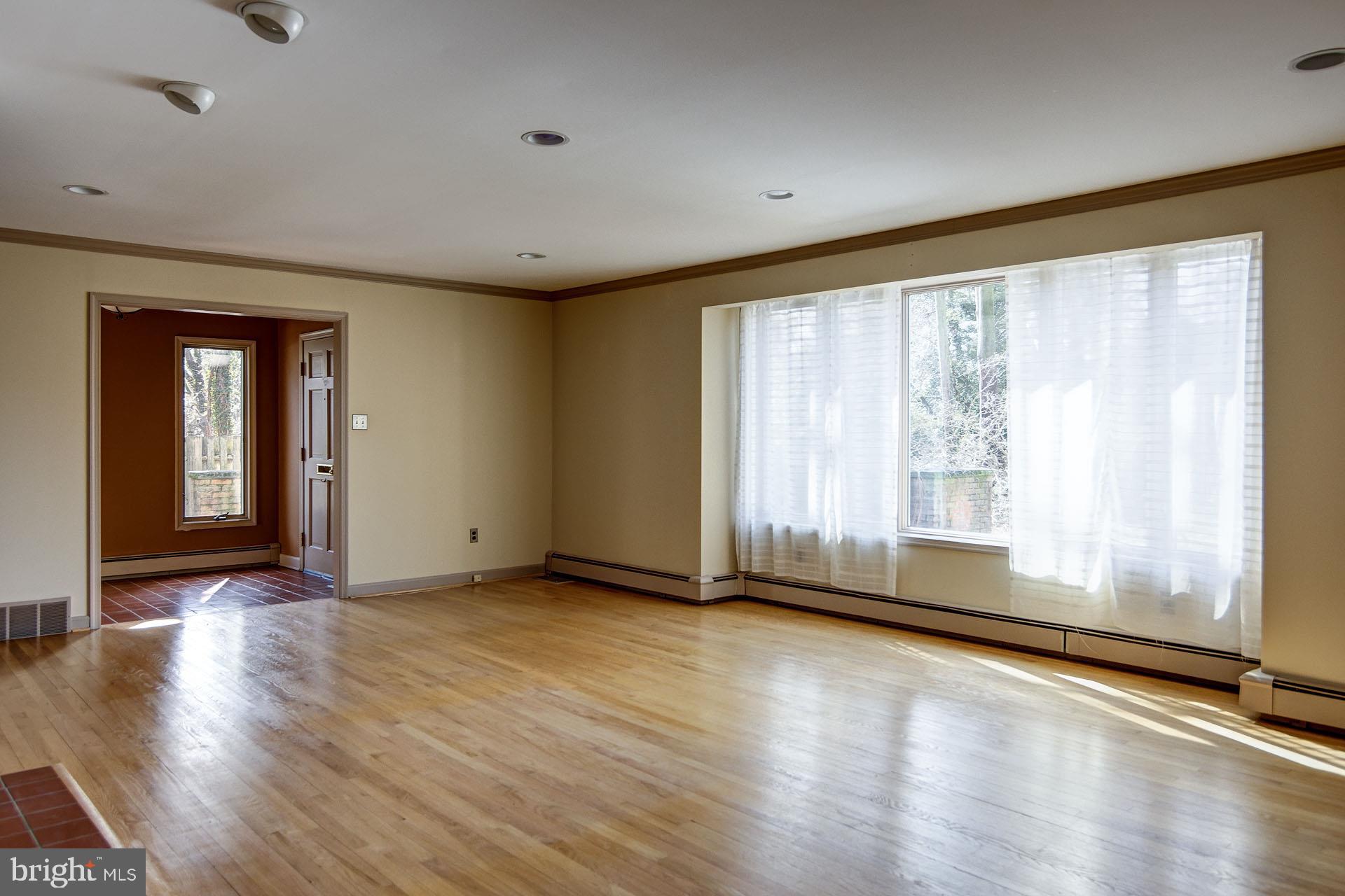 261 Moore Lane Haddonfield, NJ 08033 - Photo 5 of 25