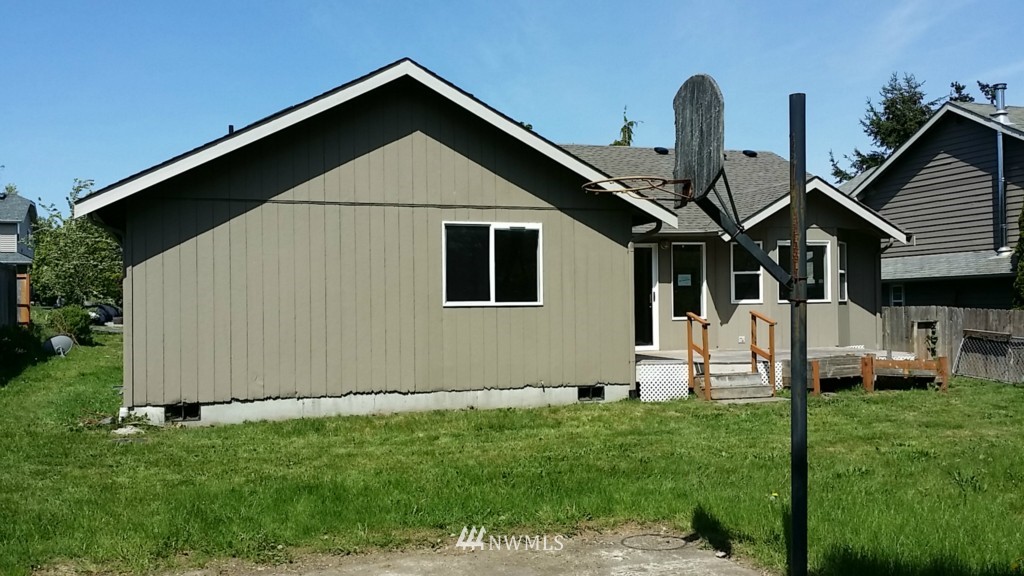 7310 East Raintree Lane Port Orchard, WA 98366 - Photo 2 of 13 Gallery Image 2