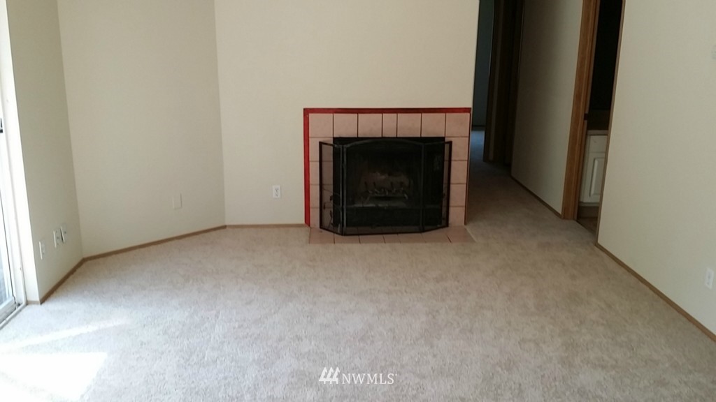 7310 East Raintree Lane Port Orchard, WA 98366 - Photo 5 of 13 Gallery Image 5