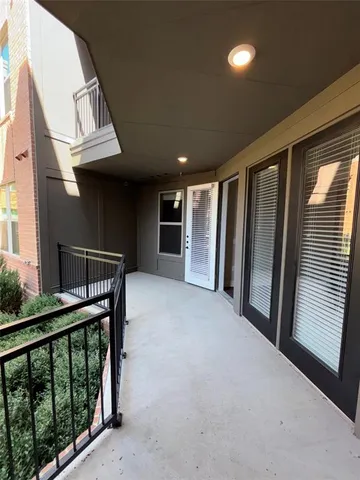 $2,250 | 111 Town Place, Unit 325, Fairview, TX 75069