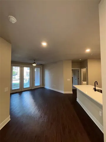 $2,250 | 111 Town Place, Unit 325, Fairview, TX 75069