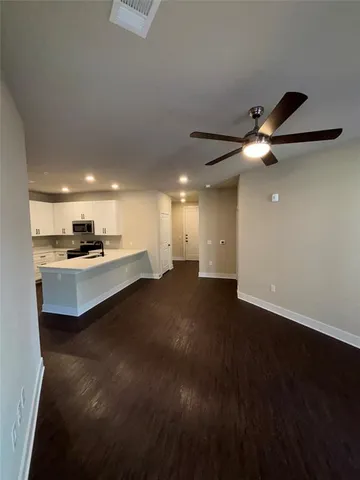 $2,250 | 111 Town Place, Unit 325, Fairview, TX 75069