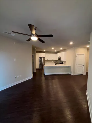 $2,250 | 111 Town Place, Unit 325, Fairview, TX 75069