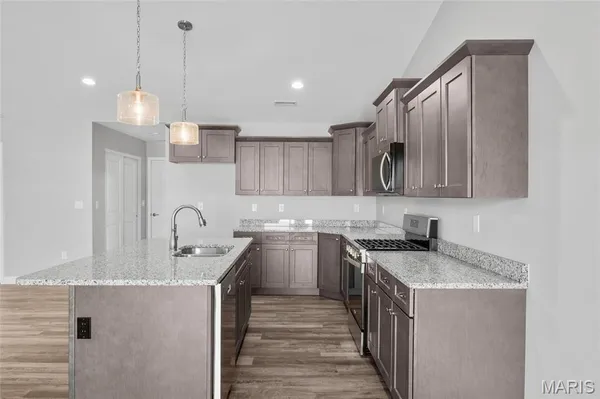 $363,000 | 13 Sonata Lane, Troy, IL 62294