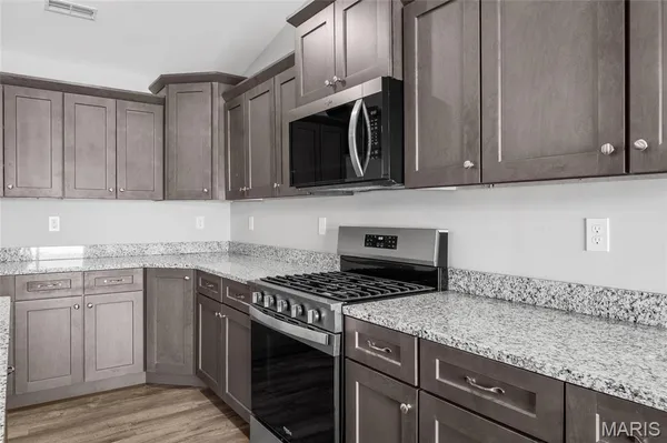 $363,000 | 13 Sonata Lane, Troy, IL 62294