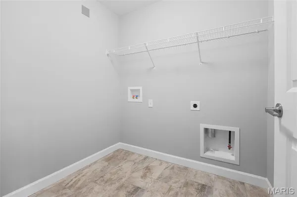 $363,000 | 13 Sonata Lane, Troy, IL 62294