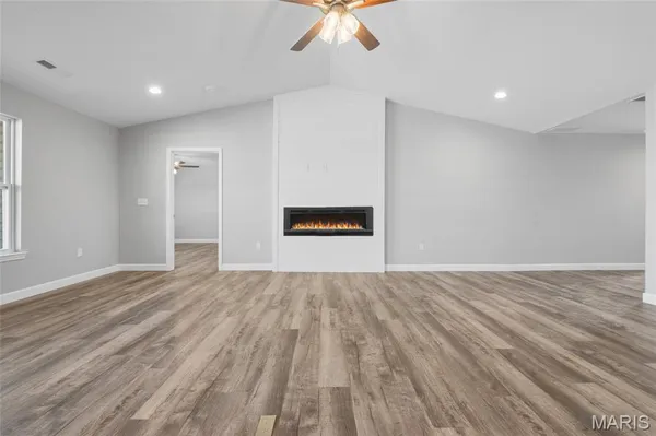 $363,000 | 13 Sonata Lane, Troy, IL 62294