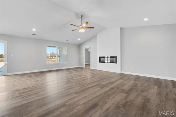 $363,000 | 13 Sonata Lane, Troy, IL 62294