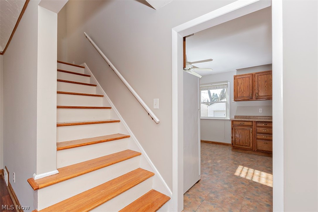 5970 Edgewood Road Cleveland, OH 44124 - Photo 7 of 34