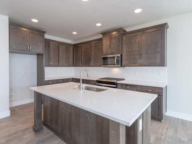 $369,995 | 1943 Buckbrush Avenue, Middleton, ID 83644