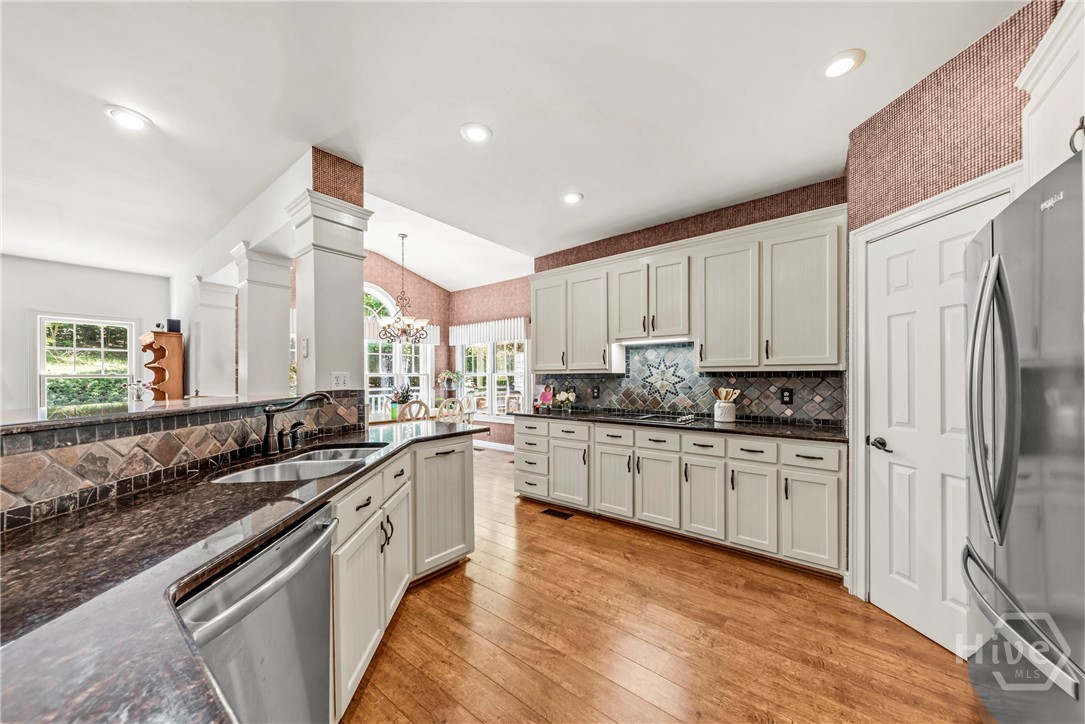1660 Maple Ridge Drive Loganville, GA 30052 - Photo 14 of 75