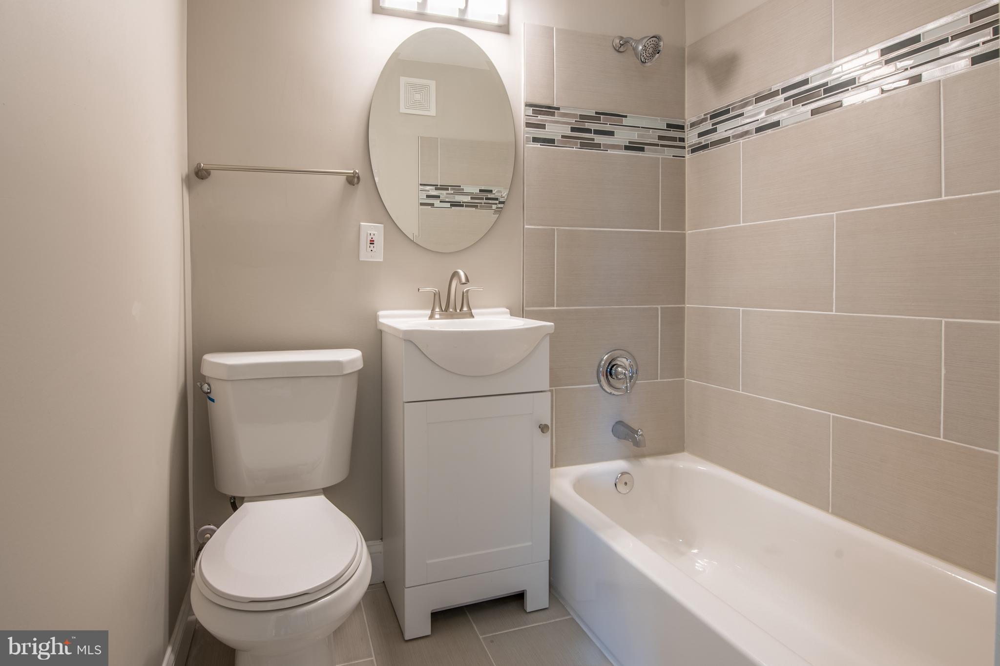 4032 Annellen Road Baltimore, MD 21215 - Photo 22 of 30 Bath