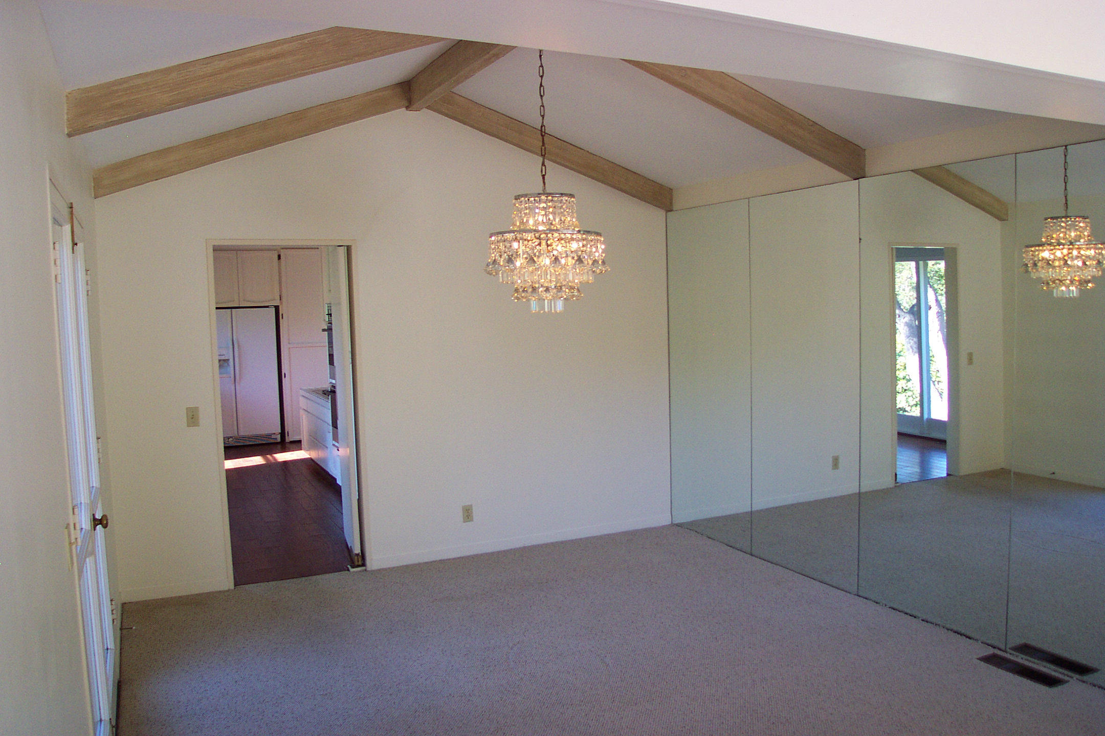 944 Arcady Road Montecito, CA 93108 - Photo 6 of 22 a view of empty room with window