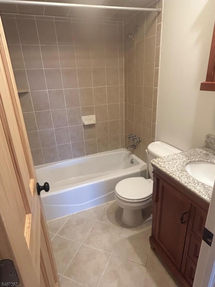 3 Telemark Drive, Unit 2 Vernon, NJ 07462 - Photo 4 of 9