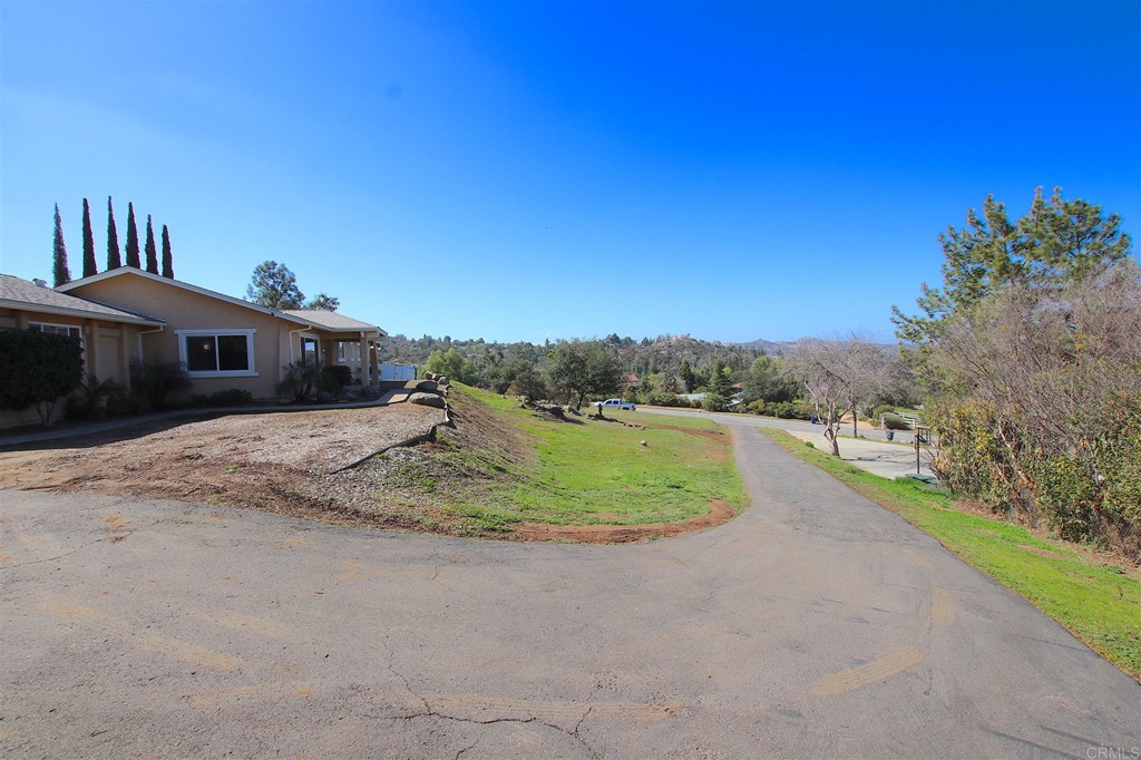 1867 Rancho Janet Alpine, CA 91901 - Photo 10 of 29