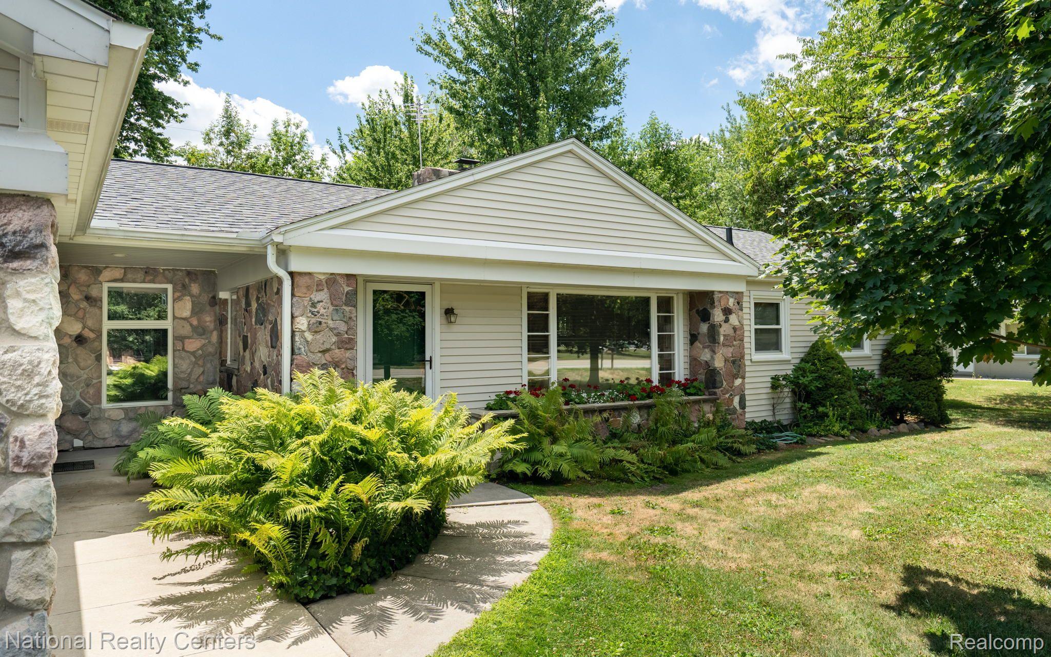 4069 Yankee Road St. Clair, MI 48079 - Photo 1 of 44 Charming 3 bedroom ranch