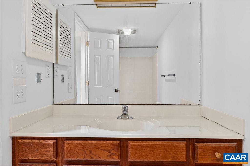 2074 Stone Ridge Roseland, VA 22967 - Photo 28 of 32