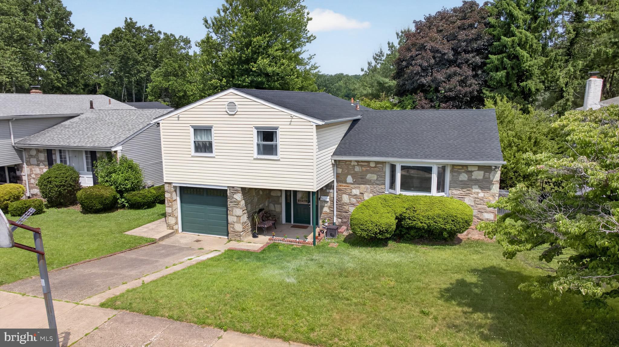 463 Pinewood Road Philadelphia, PA 19116 - Photo 1 of 1 Gallery Image 1