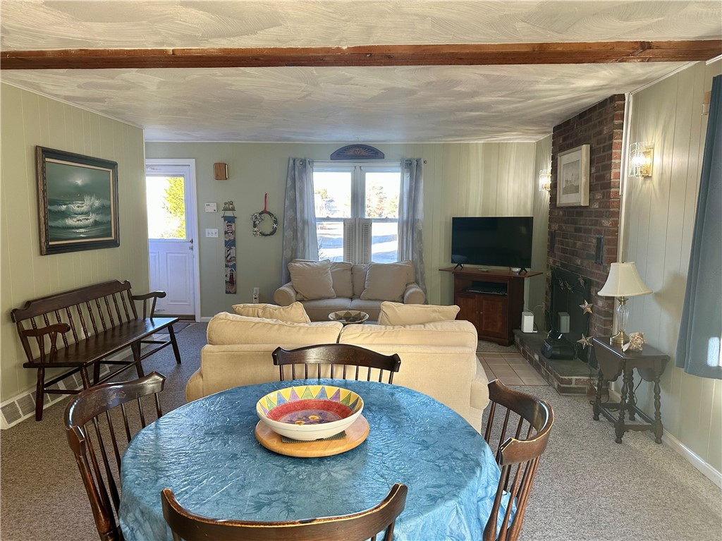 72 Elm Road Charlestown, RI 02813 - Photo 7 of 10