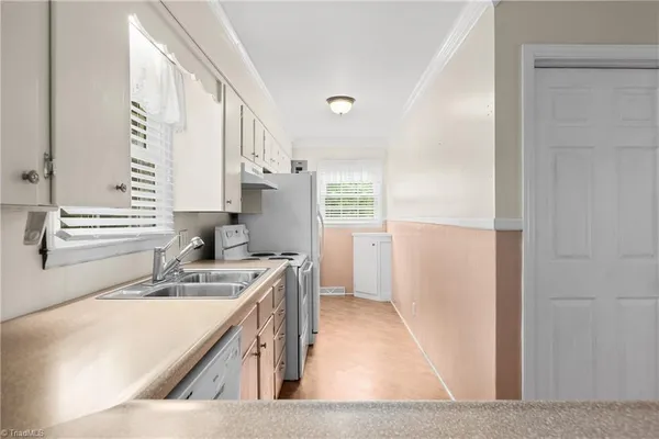 $274,900 | 108 Hinshaw Street, Yadkinville, NC 27055