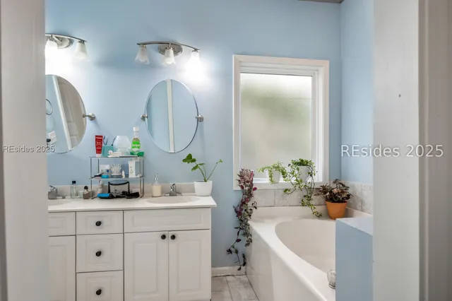 $649,900 | 13 Paddington Lane, Unit A & B, Bluffton, SC 29910