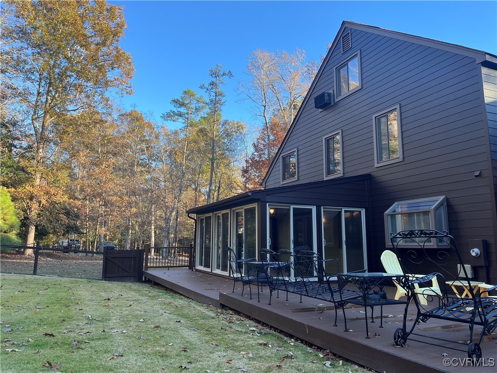 6220 Glebe Point Road Chesterfield, VA 23838 - Photo 18 of 50 a view of house with outdoor seating area