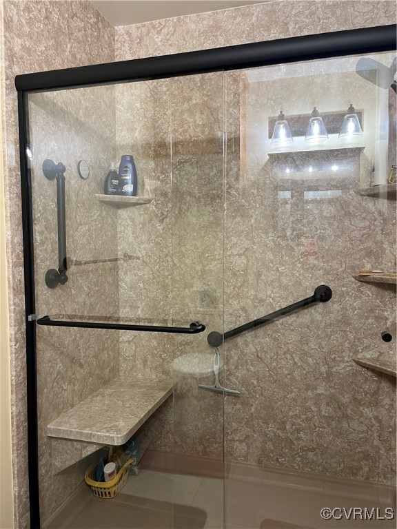 6220 Glebe Point Road Chesterfield, VA 23838 - Photo 30 of 50 a bathroom with a shower