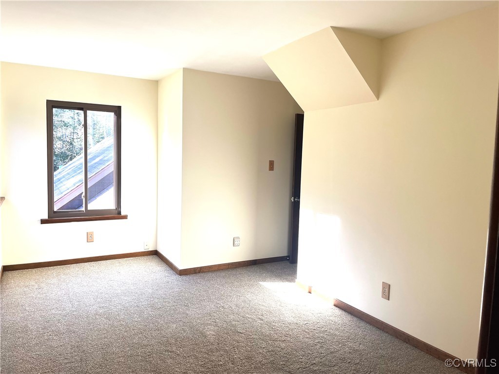 6220 Glebe Point Road Chesterfield, VA 23838 - Photo 38 of 50 an empty room with windows