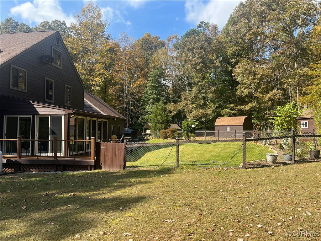 6220 Glebe Point Road Chesterfield, VA 23838 - Photo 10 of 50 a front view of a house with a yard