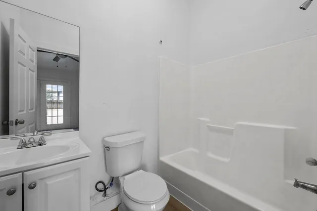 $1,025 | 2254 Magnolia Circle, Unit 2, Tallahassee, FL 32301