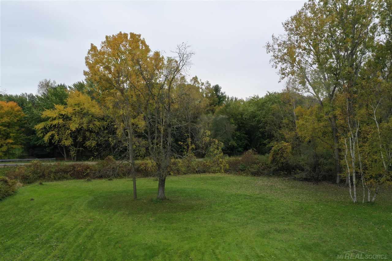 2720 South Lakeshore Road Applegate, MI 48401 - Photo 24 of 35 50058911-23.JPG