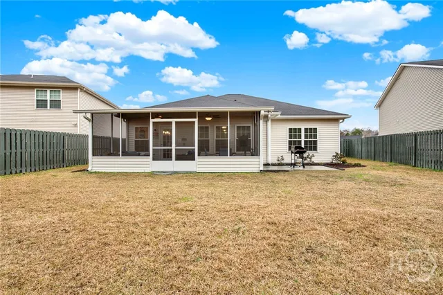 $290,000 | 470 Brightleaf Circle, Hinesville, GA 31313