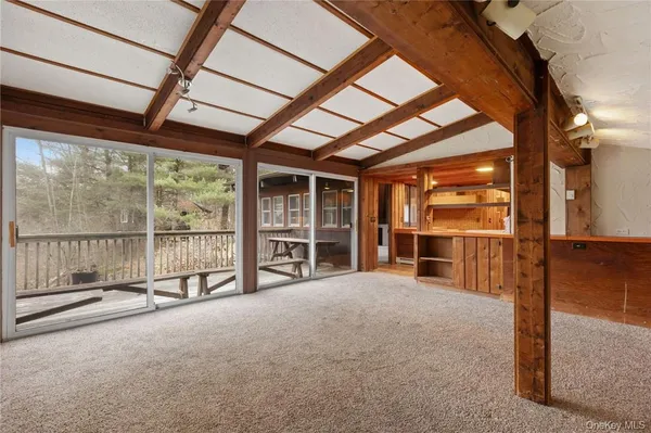 $1,500 | 296 Pine Hill Road, Unit 296, Pleasant Valley, NY 12569