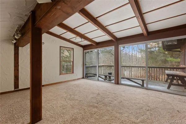 $1,500 | 296 Pine Hill Road, Unit 296, Pleasant Valley, NY 12569