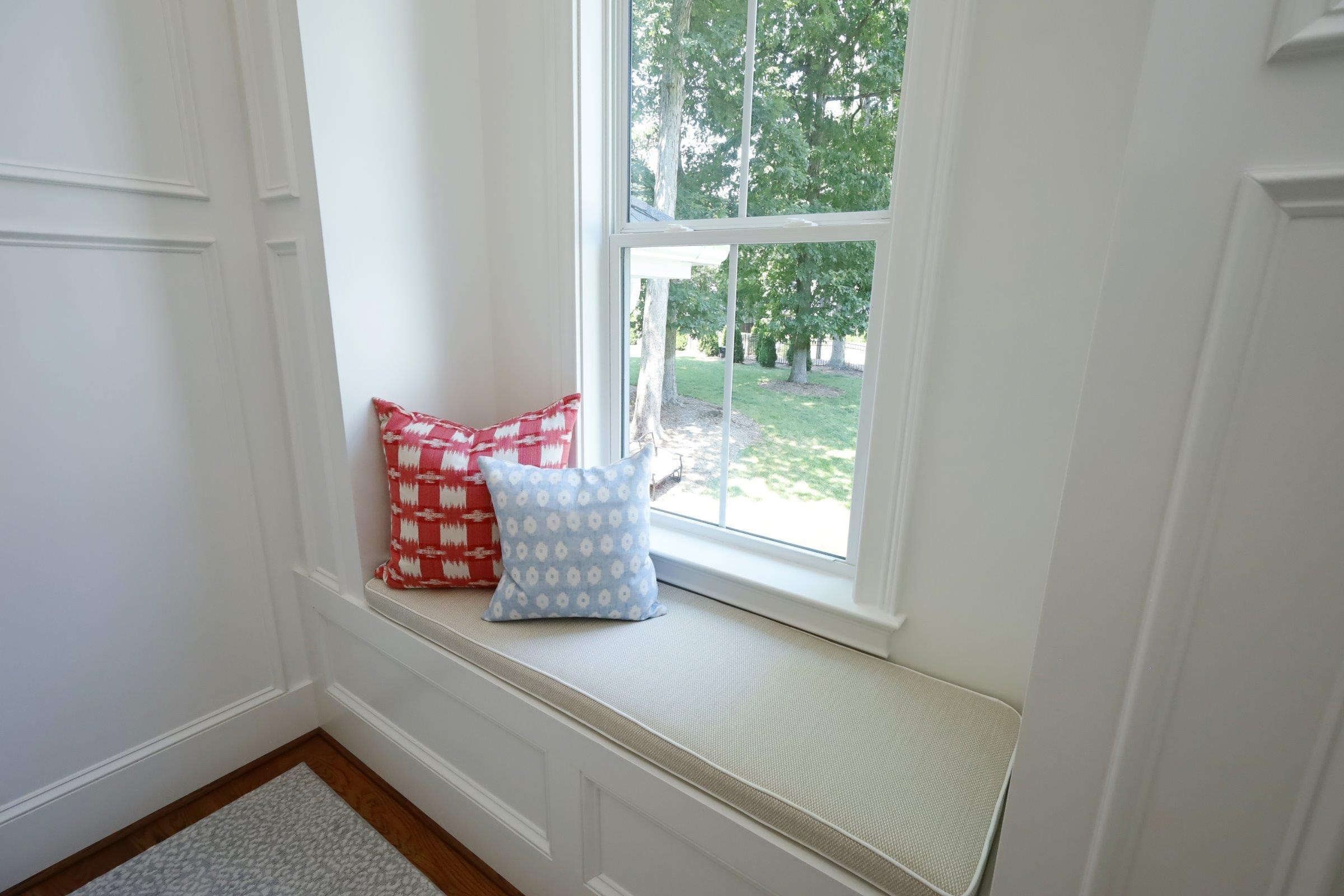 5405 Crestview Road Raleigh, NC 27609 - Photo 29 of 48 Staircase