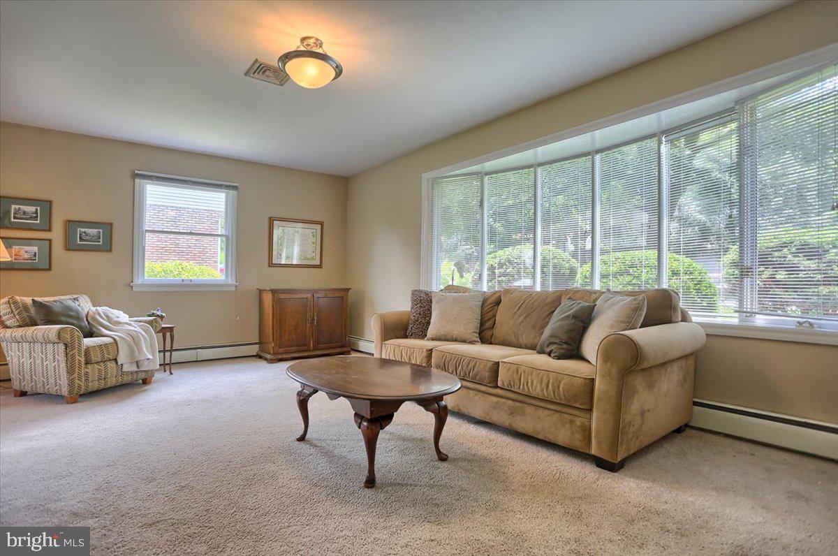 215 Mine Road Hershey, PA 17033 - Photo 12 of 71 Gallery Image 12