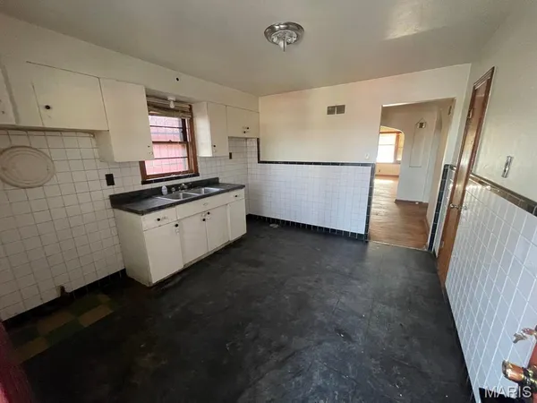 $44,900 | 5275 Alcott Avenue, St. Louis, MO 63120