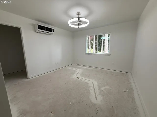 $456,000 | 272 Northwest Mawrcrest Avenue, Gresham, OR 97030