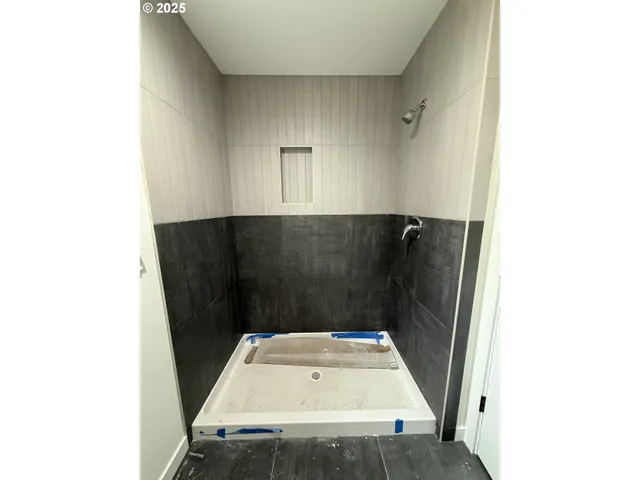 $456,000 | 272 Northwest Mawrcrest Avenue, Gresham, OR 97030