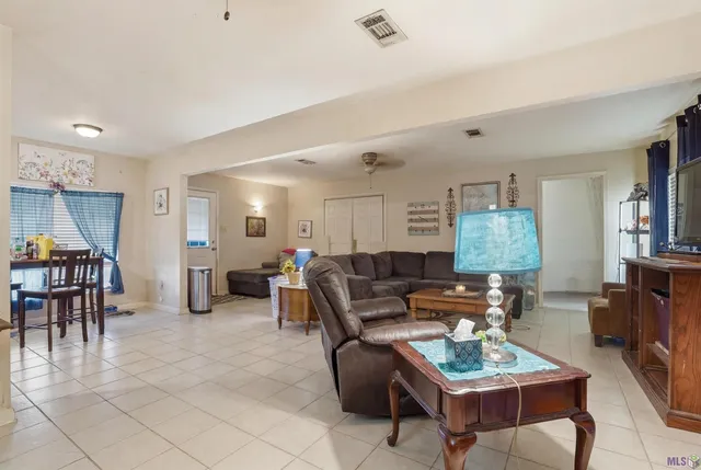 $159,000 | 9390 Watson Drive, Denham Springs, LA 70726