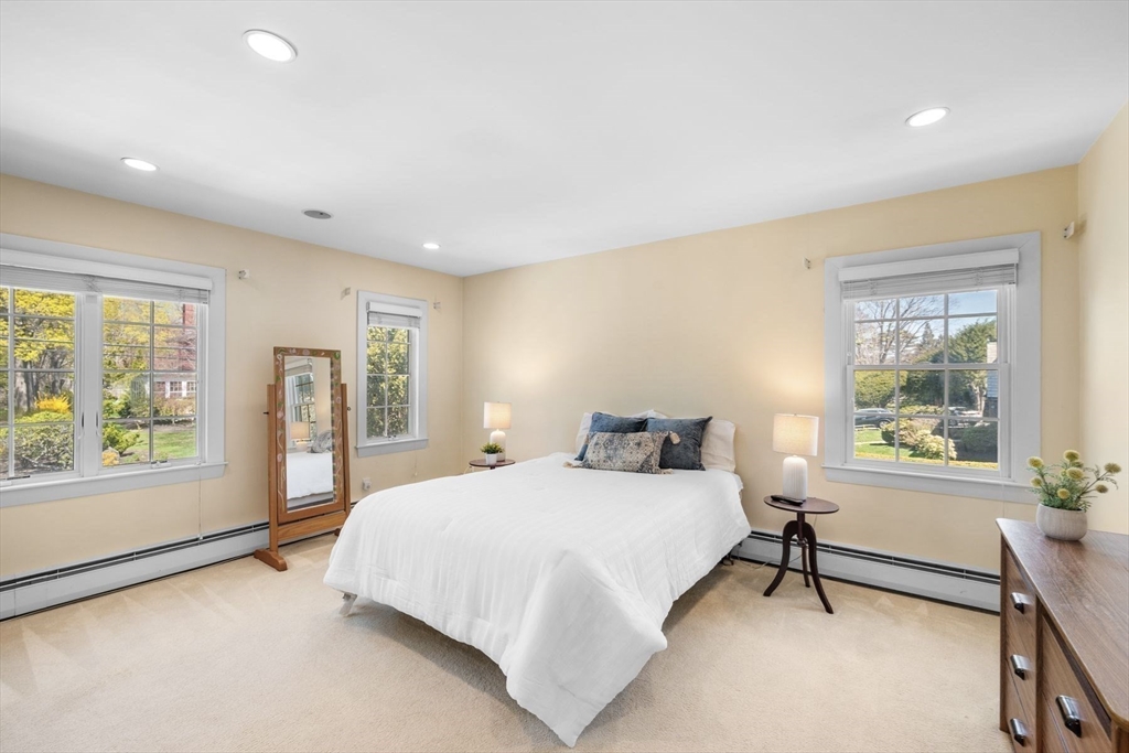 21 Phillips Avenue Swampscott, MA 01907 - Photo 26 of 38
