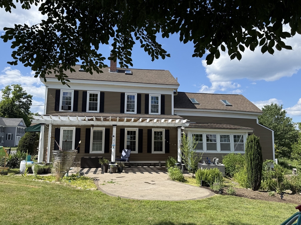 5 Washington Street Monson, MA 01057 - Photo 4 of 41