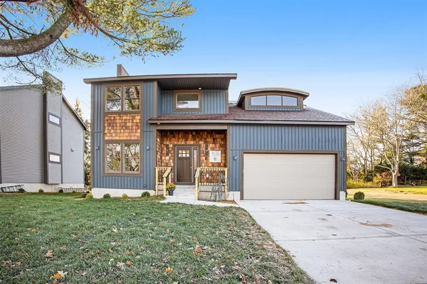 $599,900 | 1032 Arlington Avenue, Grand Haven, MI 49417
