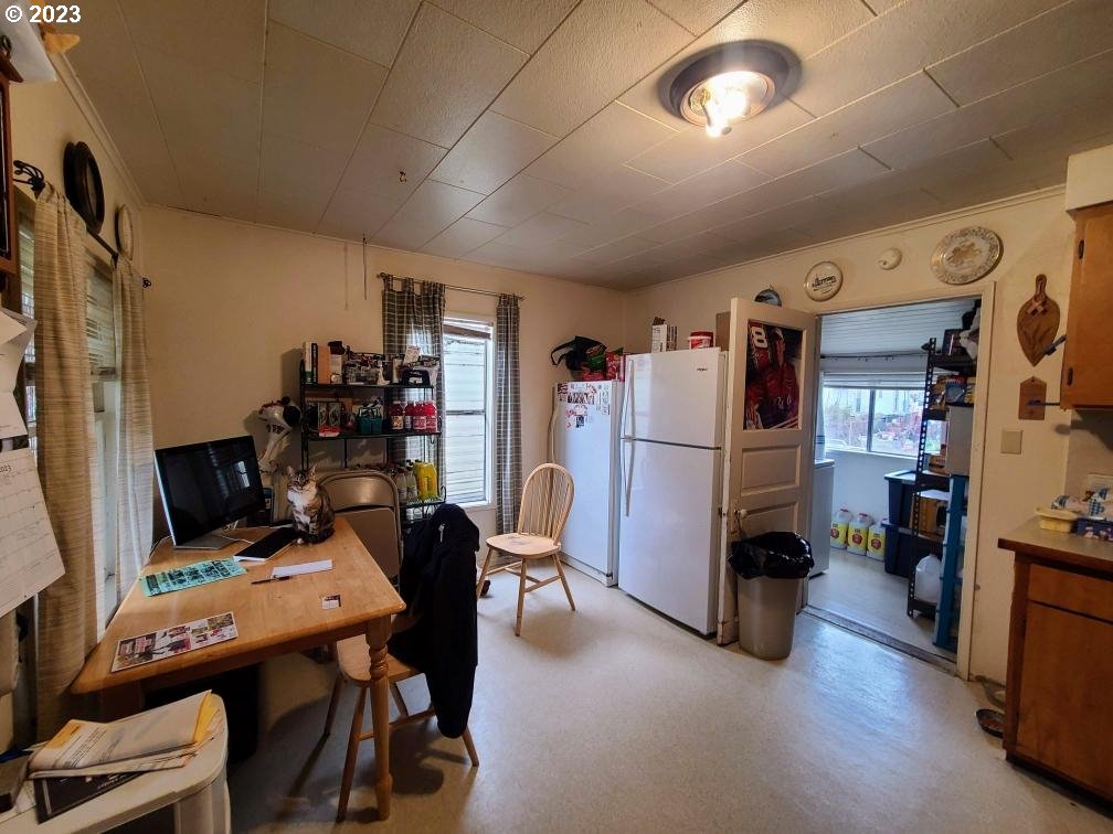 63768 Flanagan Road Coos Bay, OR 97420 - Photo 9 of 16 Gallery Image 9