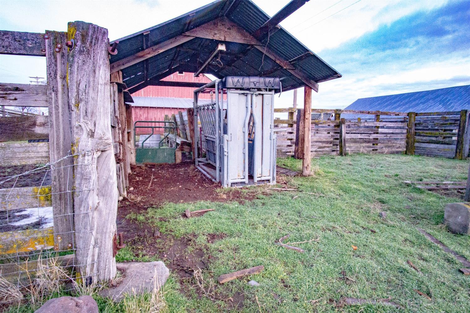 56117 Muller Road Wamic, OR 97063 - Photo 16 of 25 Additional Photo