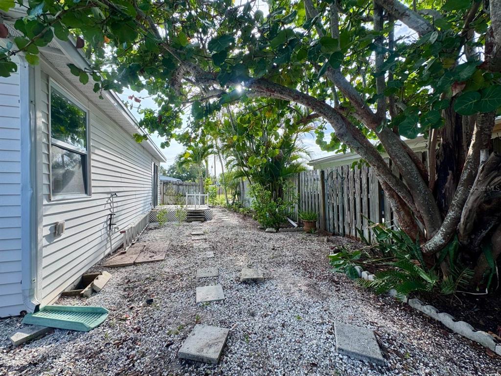 202 12th Avenue Indian Rocks Beach, FL 33785 - Photo 9 of 16