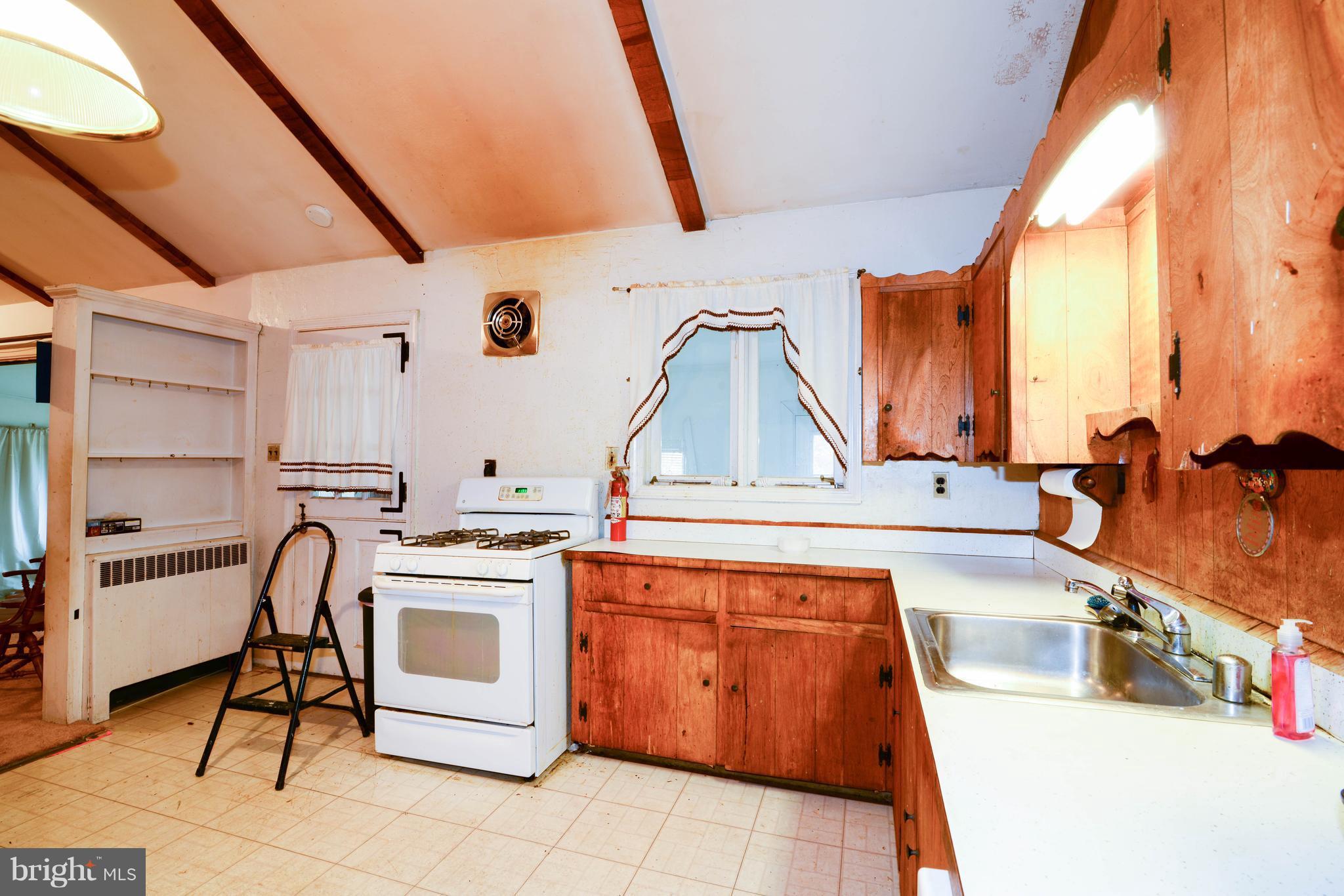 7804 Bock Road Fort Washington, MD 20744 - Photo 11 of 30 Kitchen